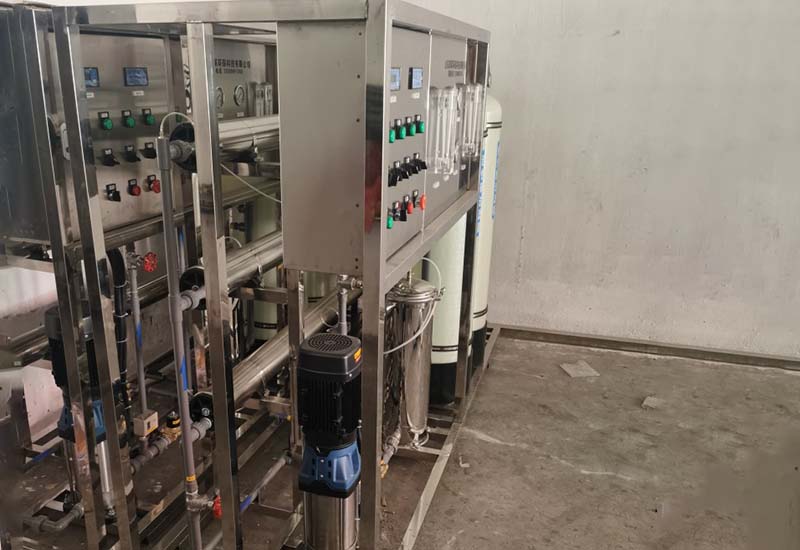 0.5t/h pure water preparation equipment and pure water treatment equipment manufacturer.